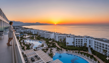 Susesi Luxury Resort sau Calista Luxury Resort: care oferă cea mai bună gastronomie à la carte?