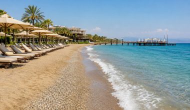 Ce tip de plajă găsești la resortul Xanadu din Belek - nisip sau pietriș?