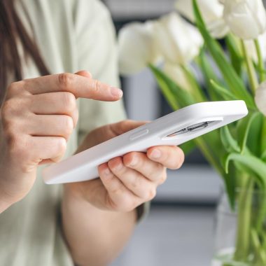 Pot husele să afecteze sensibilitatea touchscreen-ului telefonului